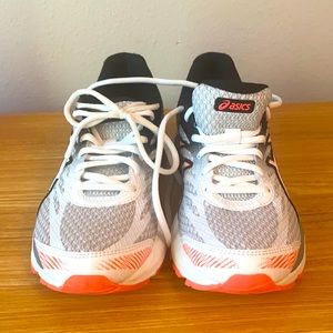 Women’s Asics gel flux 4 running shoes size 8